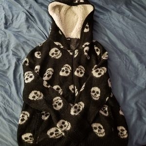 NWOT Hot Topic Hooded Sherpa Sweater